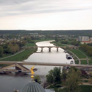 dresden-blick-von-der-frauenkirche09EE93B3-B0A5-93C8-34A9-C3919E61F0BB.jpg